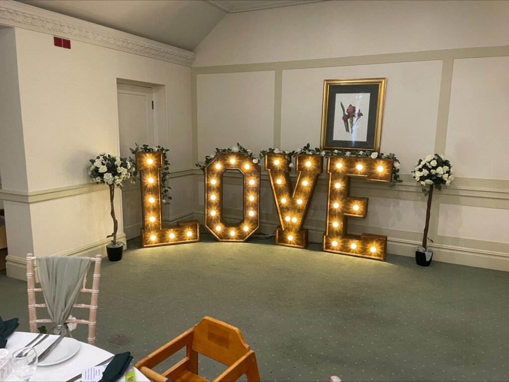 LED Sign - 4ft Rustic LOVE 4